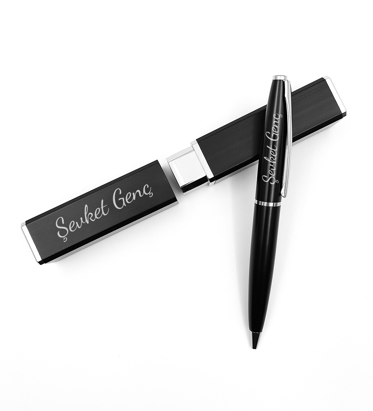 Babalar Günü Kişiye Özel Kutu İçerisinde Defter&Kalem&Anahtarlık&Cüzdan&Kartvizitlik Siyah Hediye Seti