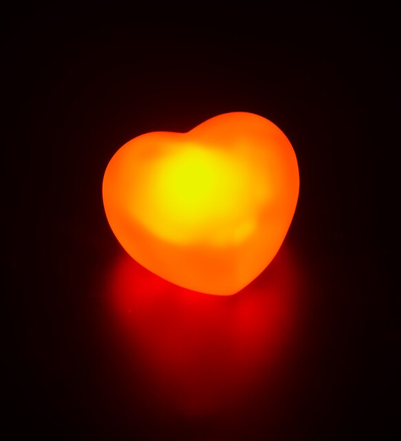 Sevgililer Günü Kişiye Özel Tasarım Kupa&Kalpli Kar Tanesi Kolye&İkili Çikolata &Led Işıklı Kalp Hediye Seti